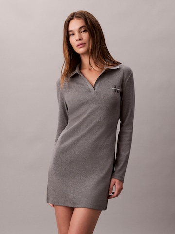 Calvin Klein Jeans Šaty - Sivá: predná strana