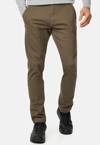 INDICODE JEANS Regular Chino Pants in Green: front