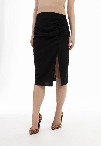 faina Skirt in Black: front