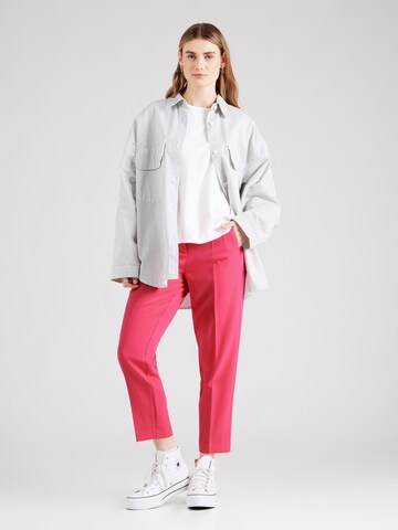 regular Pantaloni con piega frontale 'ONLRAVEN' di ONLY in rosso