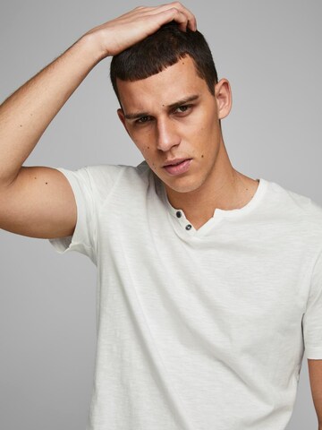 JACK & JONES T-Shirt 'JWHBEN' in Weiß