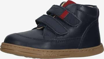 Kickers Sneakers in Blue: front