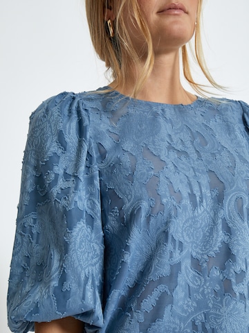 Peppercorn Bluse 'Gyda' i blå