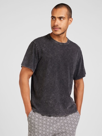 WEEKDAY T-Shirt in Schwarz: Vorderseite