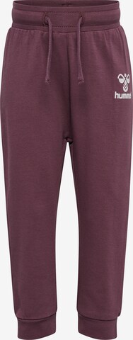 Hummel Tapered Broek in Lila: voorkant