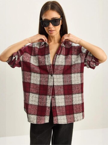 Bianco Lucci Blouse in Red: front