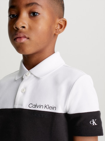 Calvin Klein Jeans T-shirt i svart