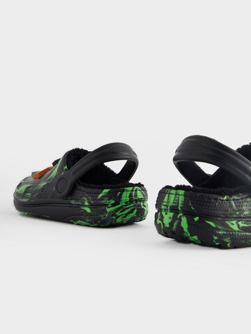 Next Slipper in Black