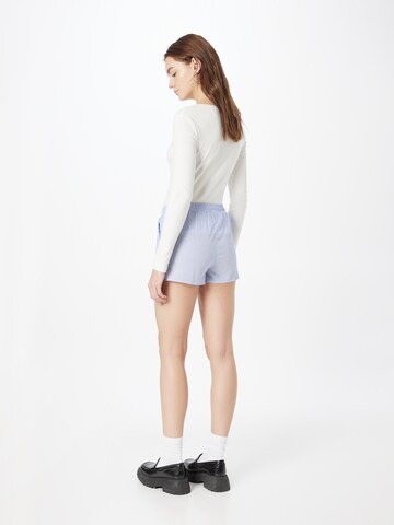 Edikted Regular Shorts in Blau