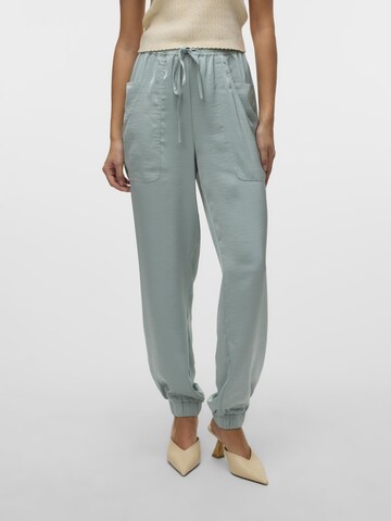 Loosefit Pantalon VERO MODA en bleu : devant