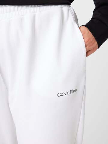 Calvin Klein Curve Tapered Broek in Wit