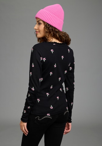 KangaROOS Shirt in Black