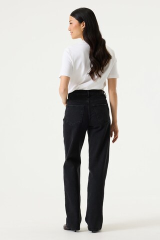 GARCIA Loosefit Jeans i svart: baksida