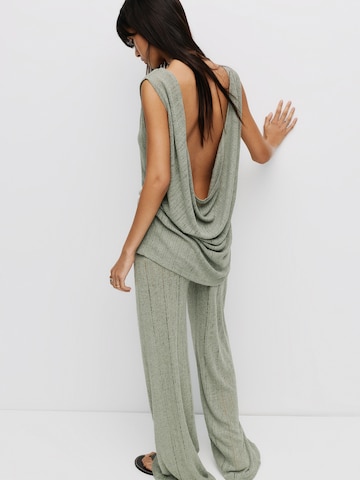 Pull&Bear Wide leg Byxa i grön