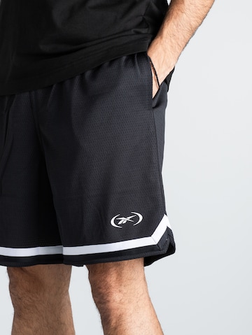 Reebok Regular Workout Pants ' Hoopwear' in Black