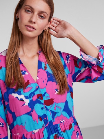 Abito camicia 'Flowerpow' di Y.A.S in blu