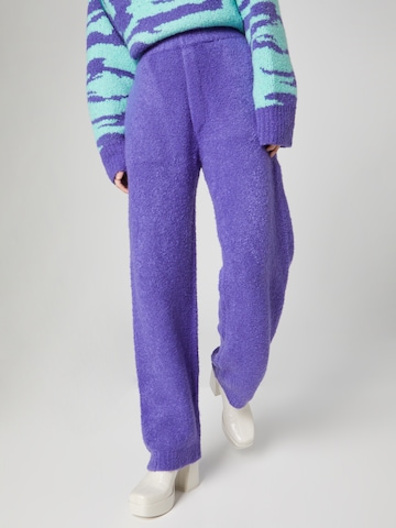 Smiles Loose fit Pants 'Nino' in Purple: front