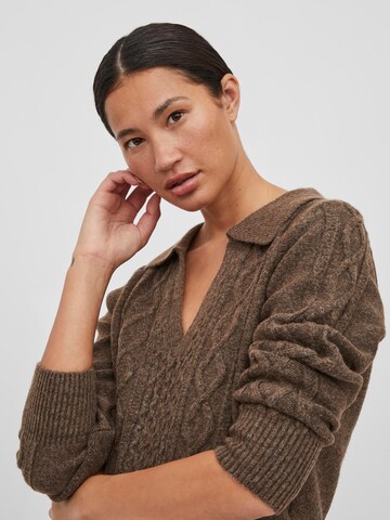 VILA Sweater 'Firrah' in Brown