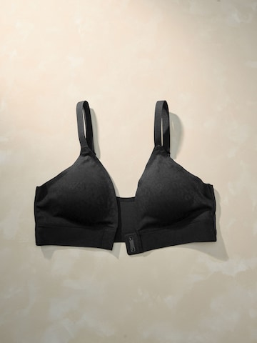 Next Háromszög Szoptatós melltartók - fekete