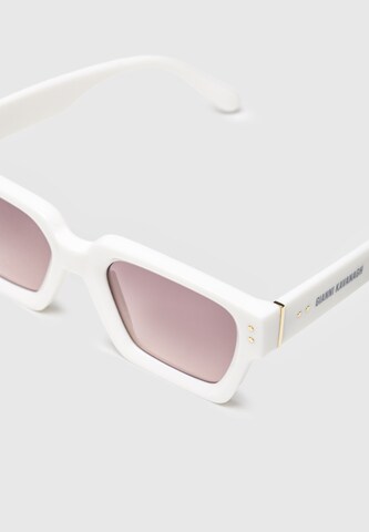 Gianni Kavanagh Sunglasses in White