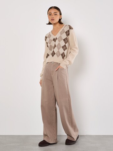 Apricot Pullover in Grau