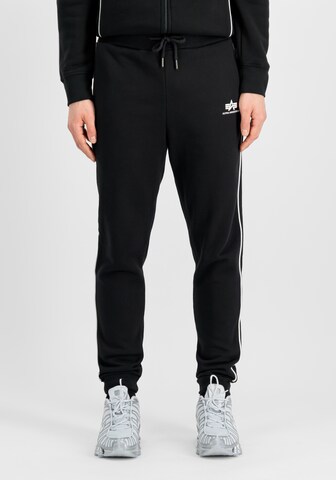 regular Pantaloni sportivi di ALPHA INDUSTRIES in nero: frontale