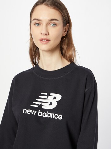 new balance Μπλούζα φούτερ σε μαύρο