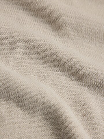 The Set Pullover in Beige