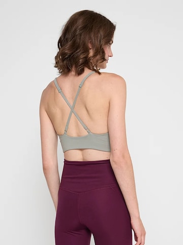 Girlfriend Collective Bustier Sport bh 'Topanga' in Groen