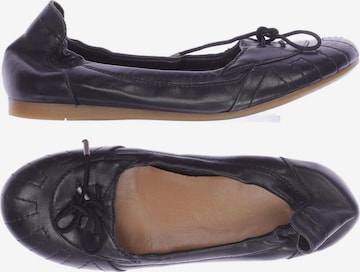 San Marina Flats & Loafers in 36 in Black: front