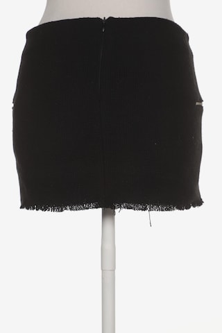 Trafaluc Skirt in S in Black