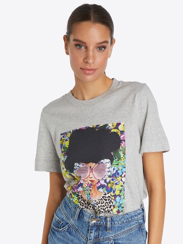 Rich & Royal Shirt in Grau