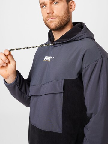 PUMA Pullover in Grau