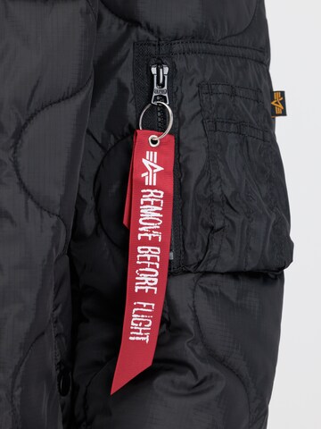 Veste mi-saison 'MA-1' ALPHA INDUSTRIES en noir