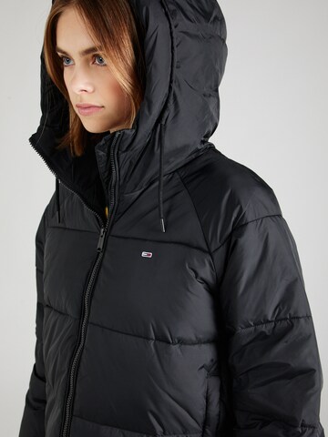 Tommy Jeans Зимняя куртка 'VAIL' в Черный