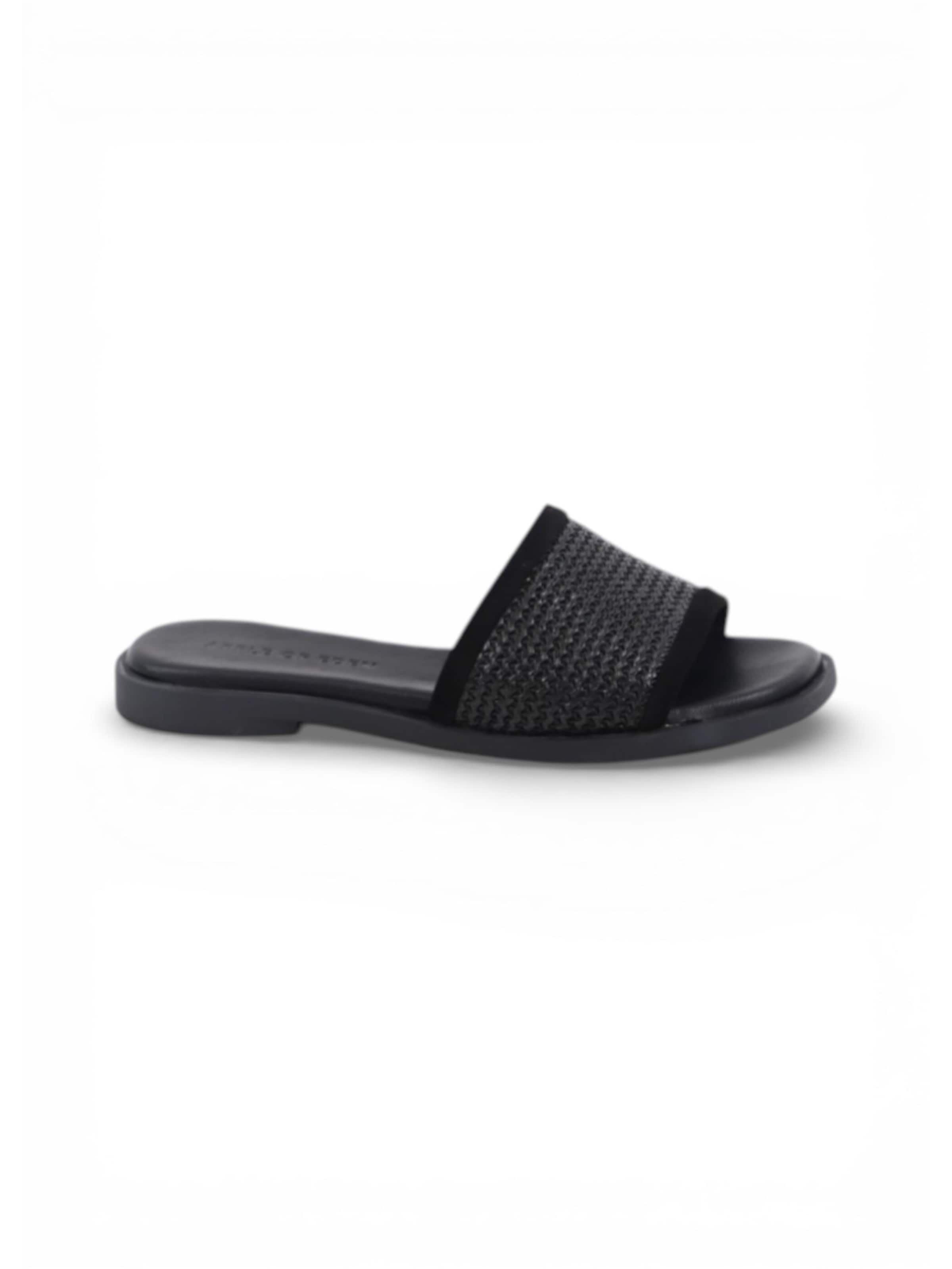 Apple of Eden Mules 'ARIANA' in Black: front