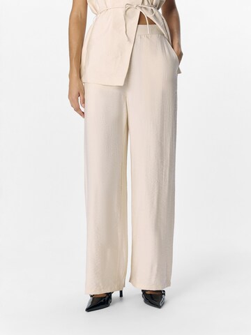 Loosefit Pantaloni di OBJECT in bianco: frontale