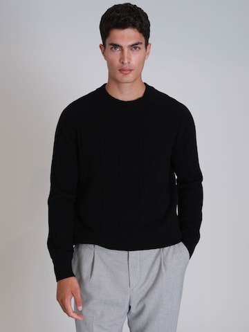 Lufian Pullover LIGHT in Schwarz: Vorderseite