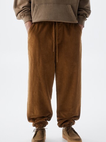 Loosefit Pantalon Pull&Bear en marron : devant