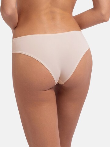 Dorina Slip in Beige