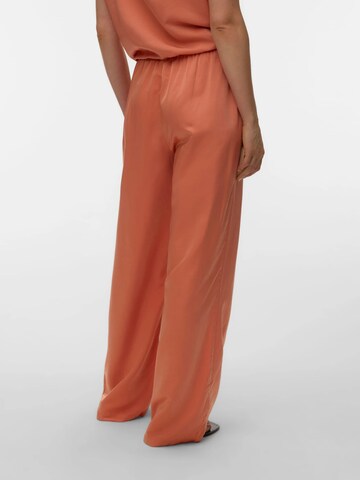 VERO MODA Baggy Trousers 'VMLina' in Orange