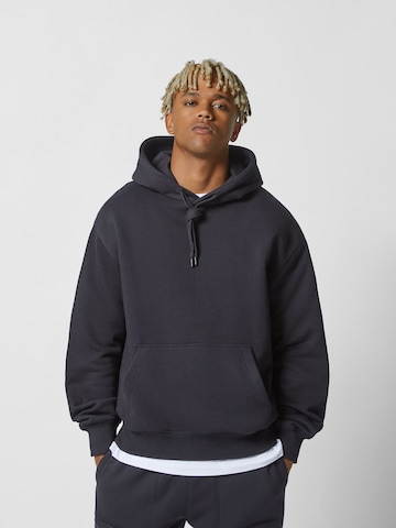 Bershka Sweatshirt in Schwarz: predná strana