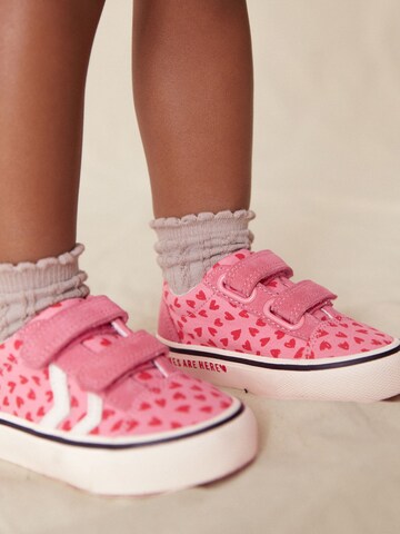 Next Sneaker in Pink