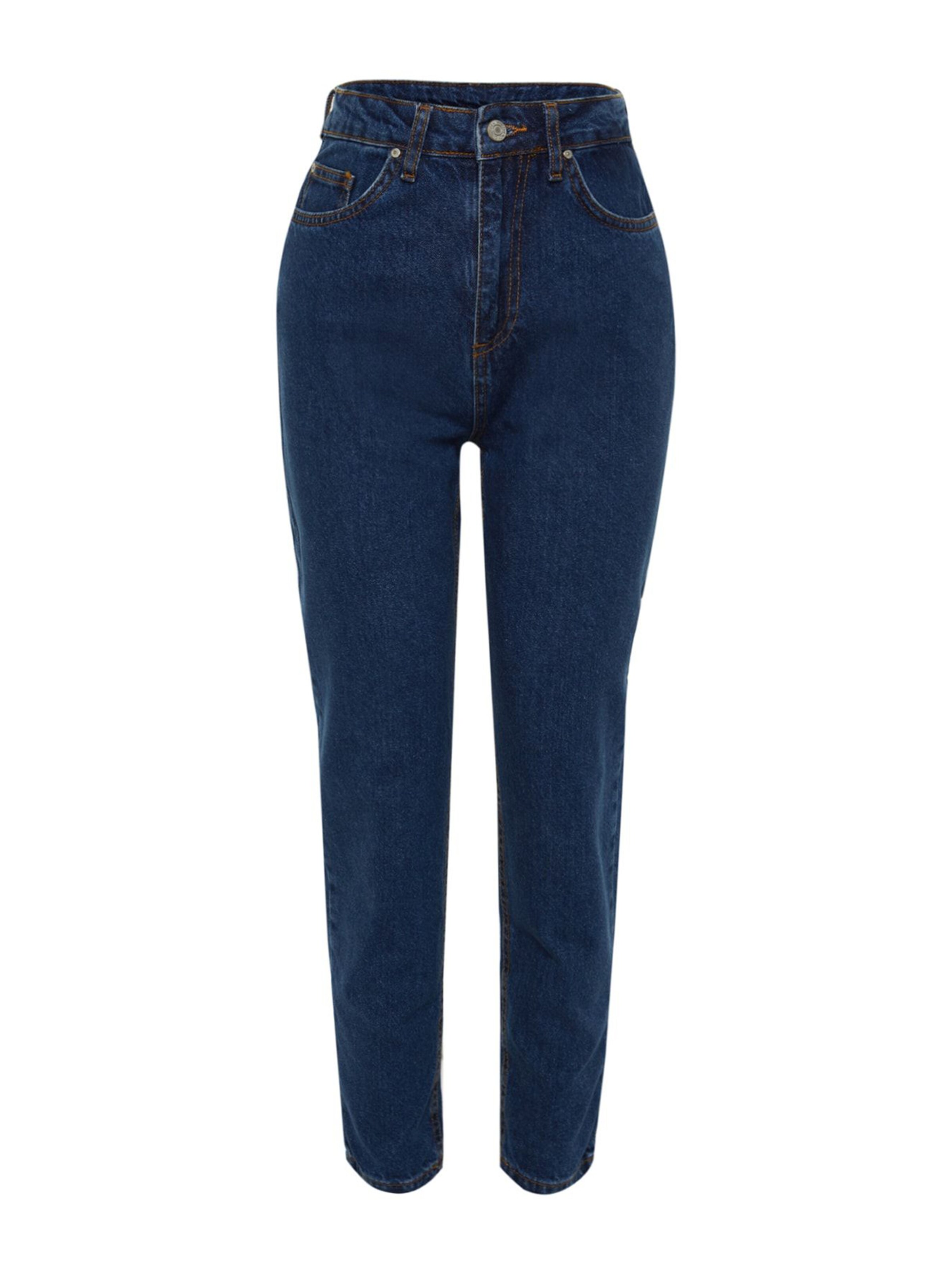 Trendyol Tapered Jeans in Blue: front
