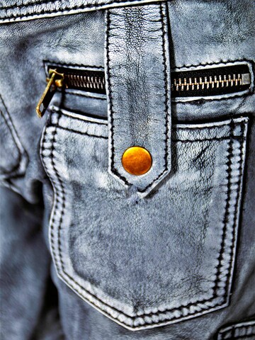 Be  Noble Regular Cargo Pants in Blue
