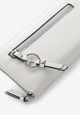 TAMARIS Wallet 'Nele' in White