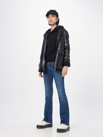 mėlyna LEVI'S ® Platėjantis Džinsai '725 High Rise Bootcut'