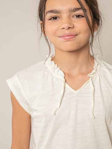 T-Shirt 'KAIA' Deeluxe en blanc