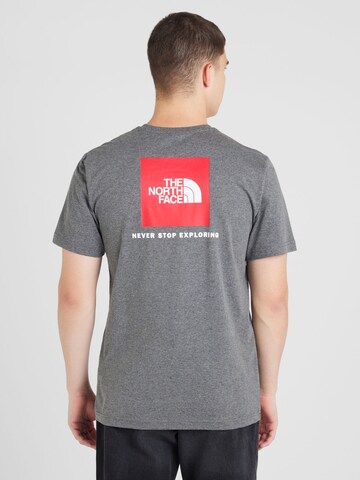 THE NORTH FACE T-Shirt 'REDBOX' in Grau
