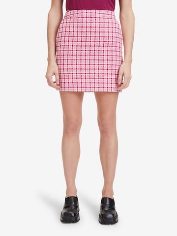 Cartoon Skirt in Pink: front